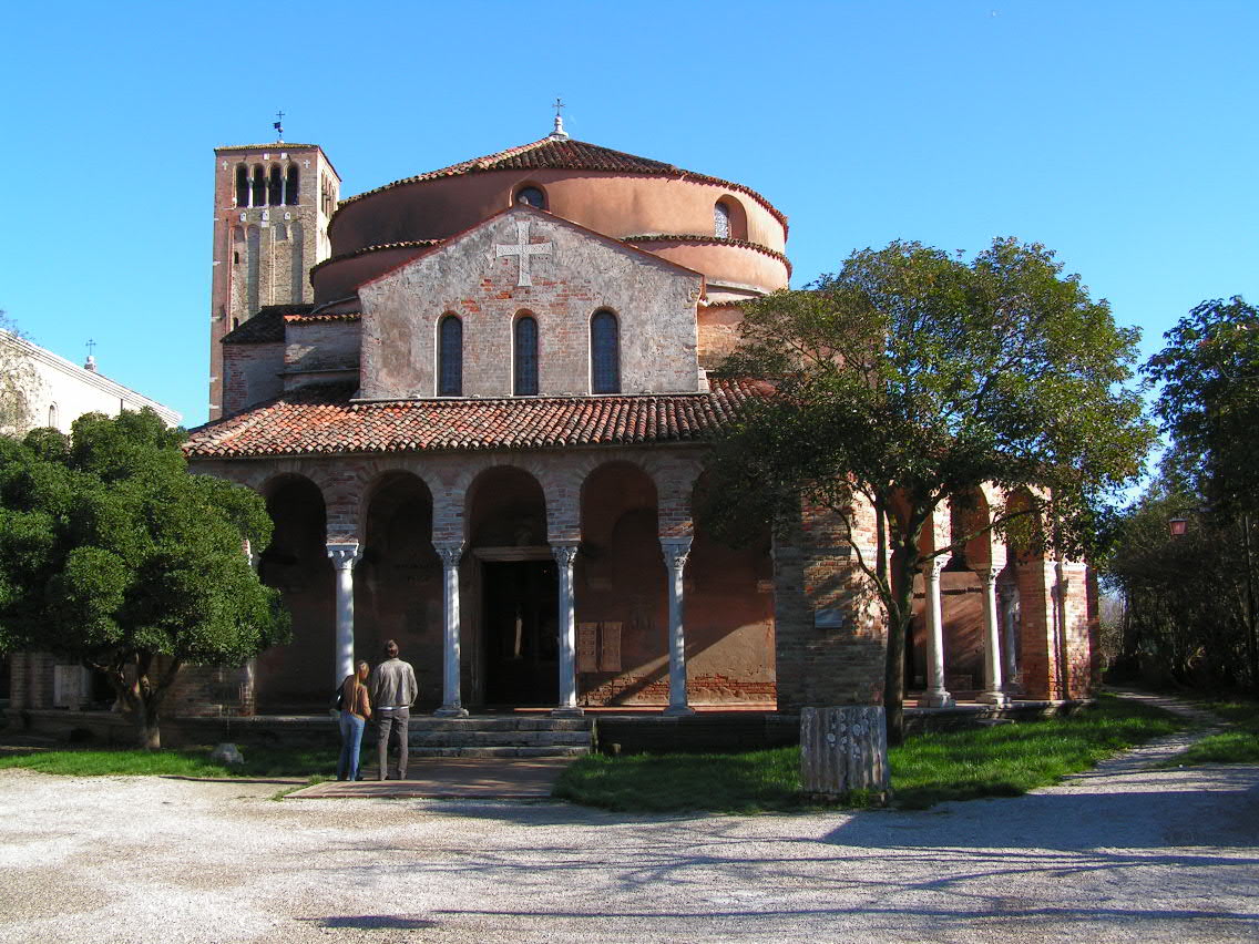 Torcello - Santa Fosca
Kostel s půdorysem kříže pochází z 11. a 12. století, má neopakovatelnou atmosféru
