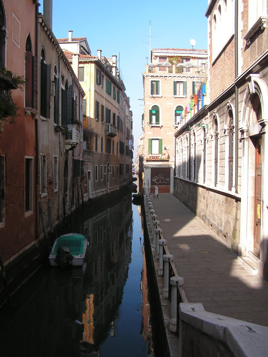 Canal
