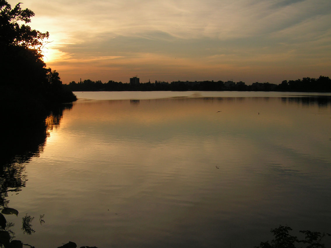 Západ slunce nad rybníkem Svět
